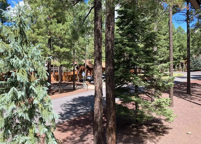 Sway Of The Pines, Unit#32a