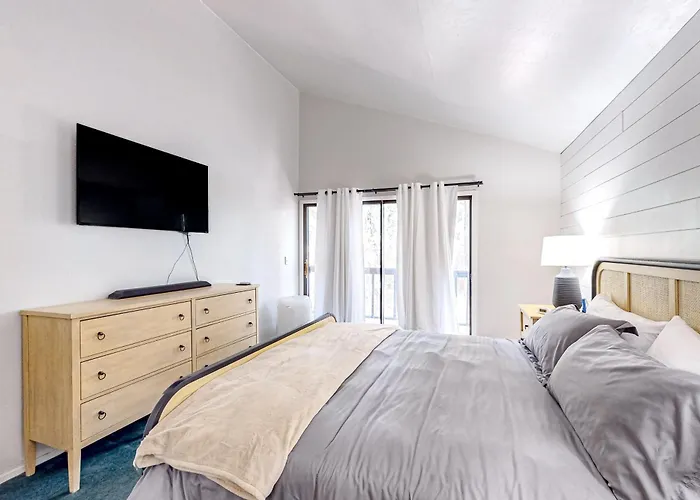 Sway Of The Pines, Unit#32a Holiday home