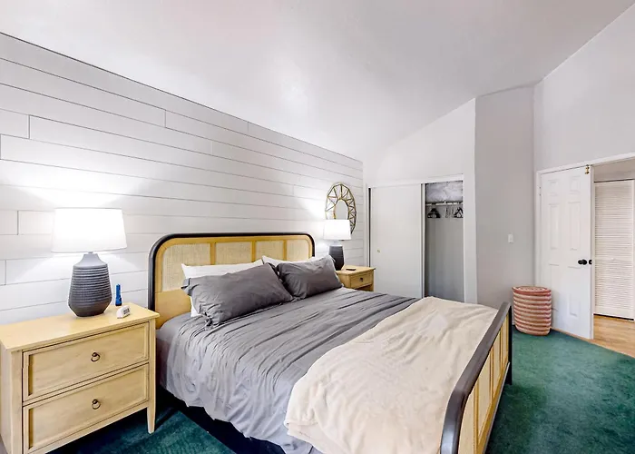 Sway Of The Pines, Unit#32a *